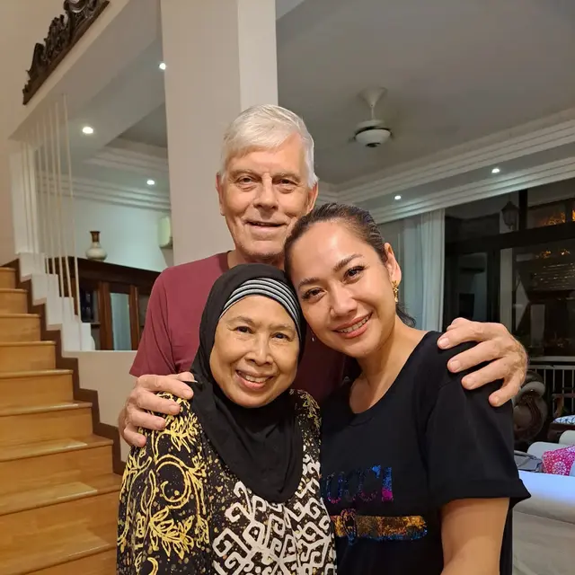 Potret Keluarga Sinclair di Nikahan BCL, Aishah dan Yuna Jadi Bridesmaid