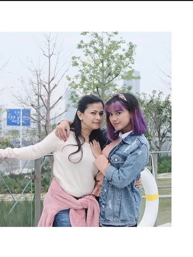 Momen Kebersamaan Audi Marissa dan Ibunya. (Sumber: Instagram/audimarissa)