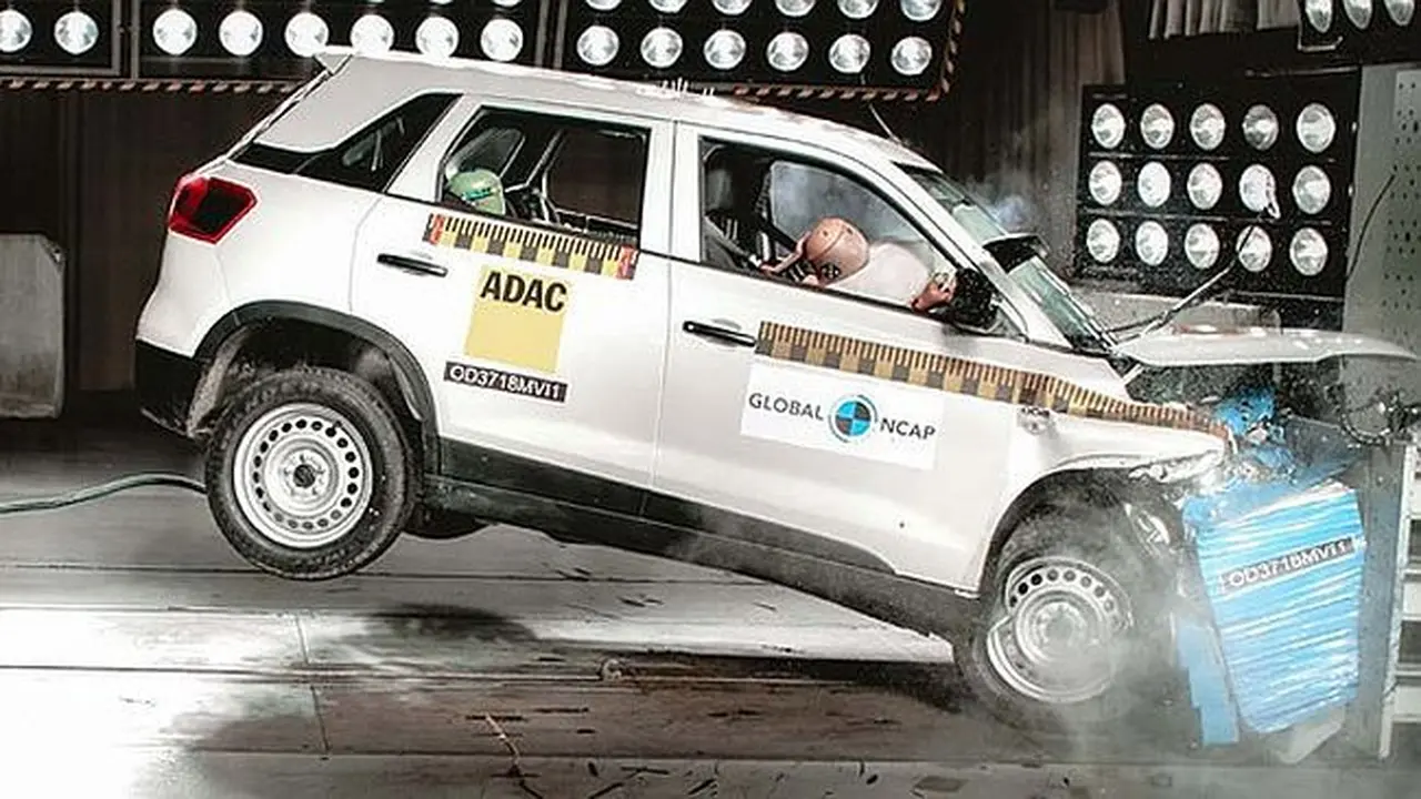 Uji tabrak Suzuki Vitara