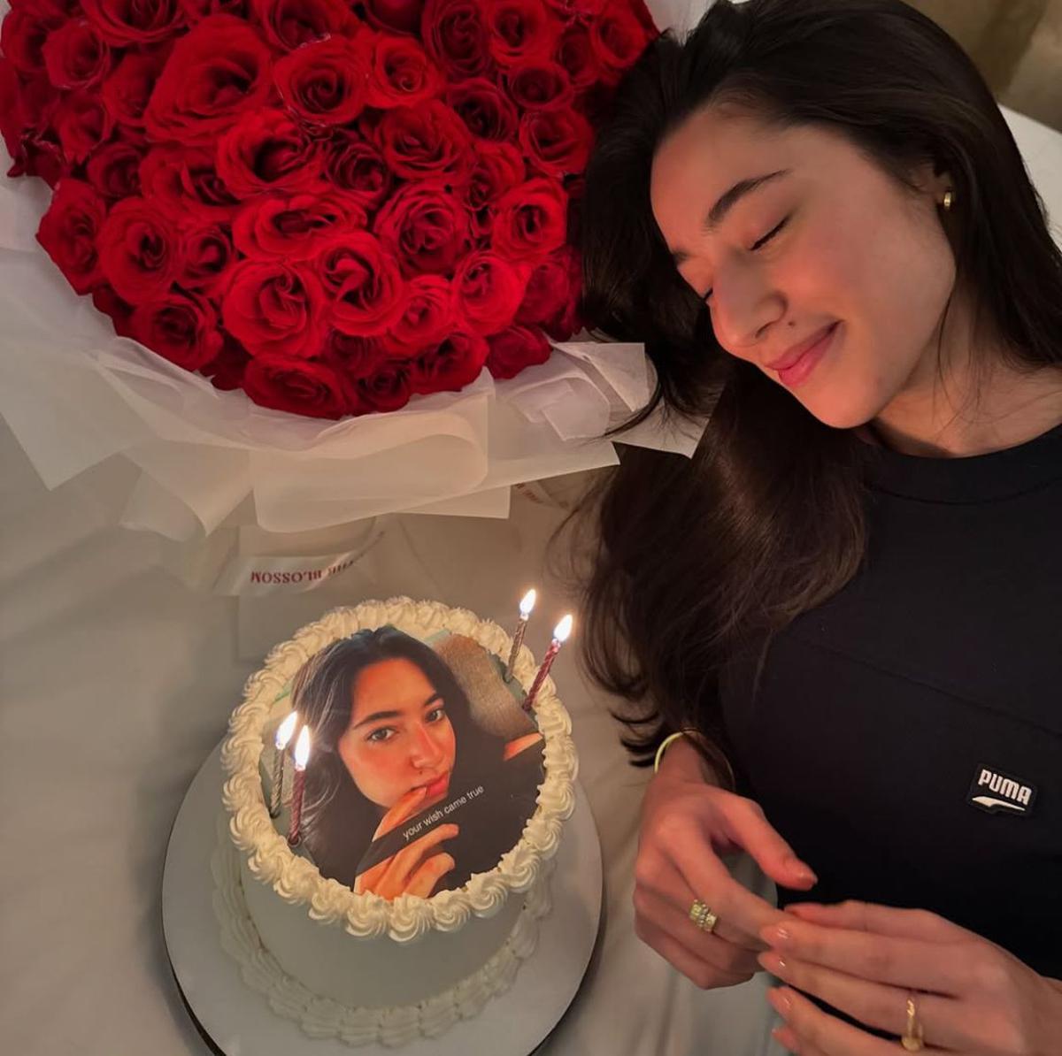 9 Potret Perayaan Ulang Tahun Jefri Nichol ke-26, Pamer Momen Mesra dengan Ameera Khan