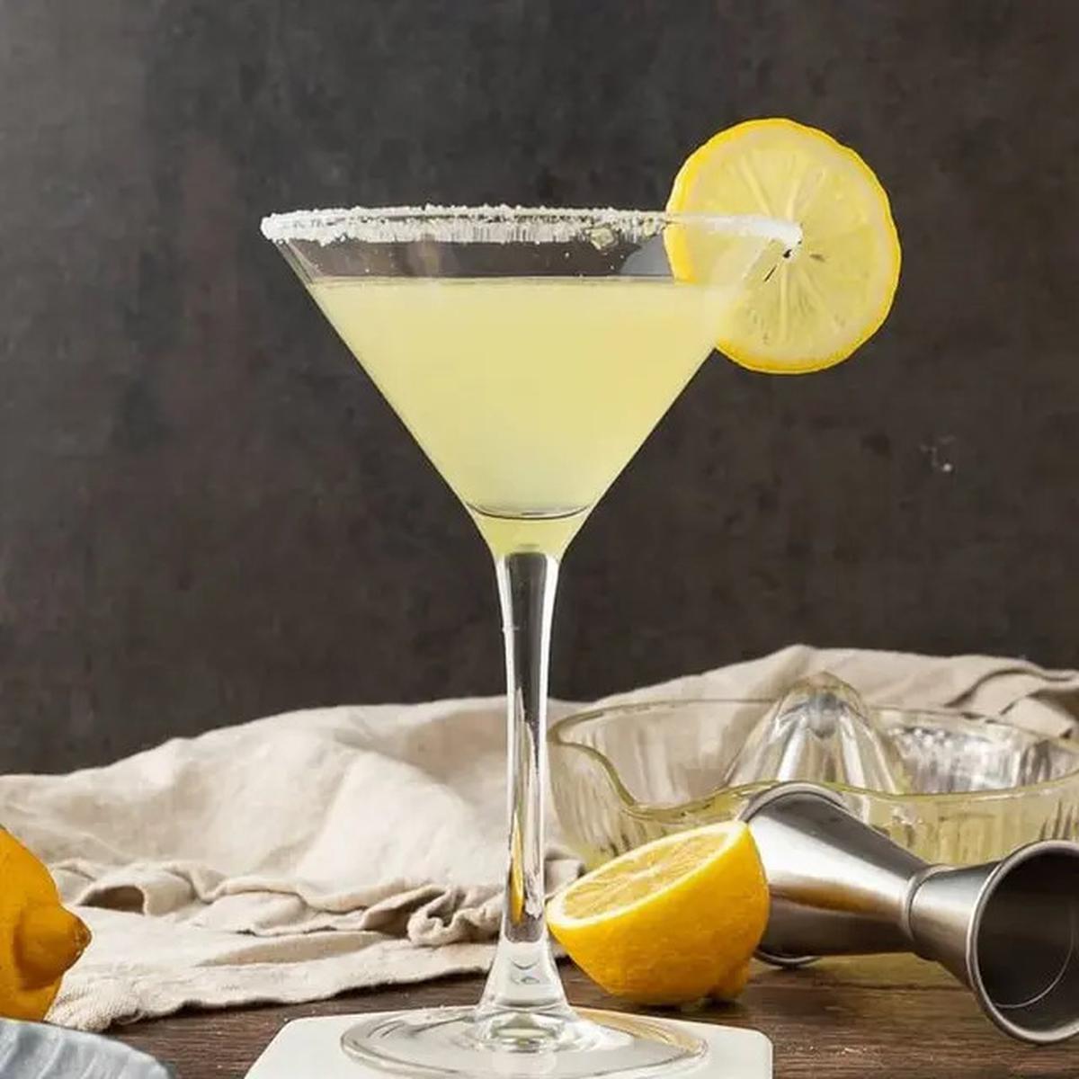 Cara Membuat Es Lemon Sederhana yang Ampuh Turunkan Kolesterol