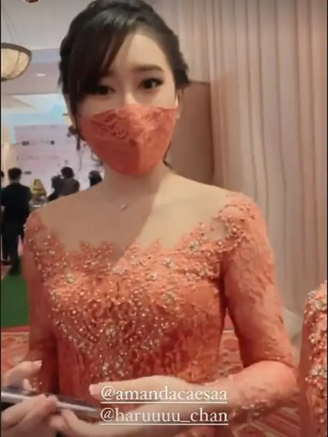 7 Potret Penampilan Bridesmaid di Lamaran Ria Ricis dan Teuku Ryan, Memesona