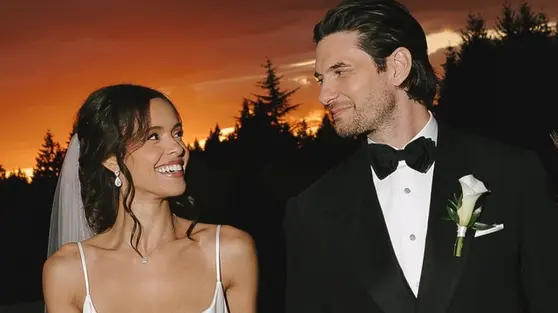 Kabar Bahagia, Ben Barnes Aktor Narnia Resmi Menikah dengan Aubrey Cleland