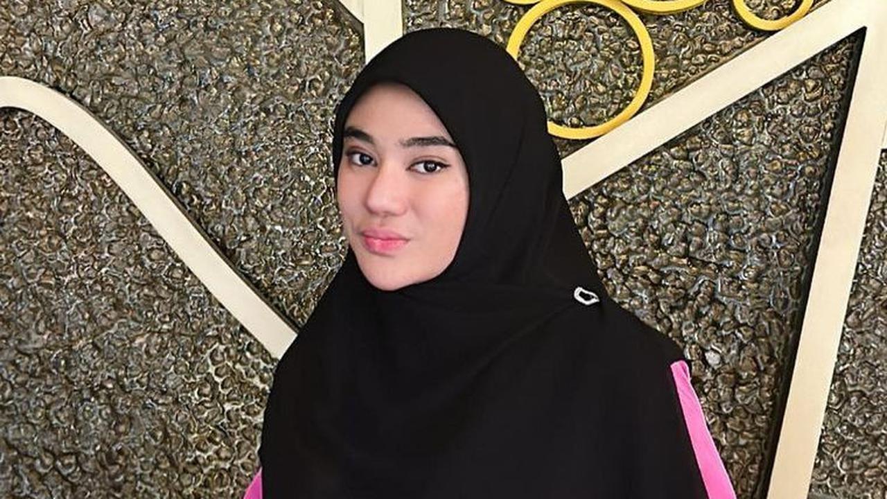 Mualaf, Intip Transformasi Clara Shinta dari Dulu hingga Kini Mantap Berhijab