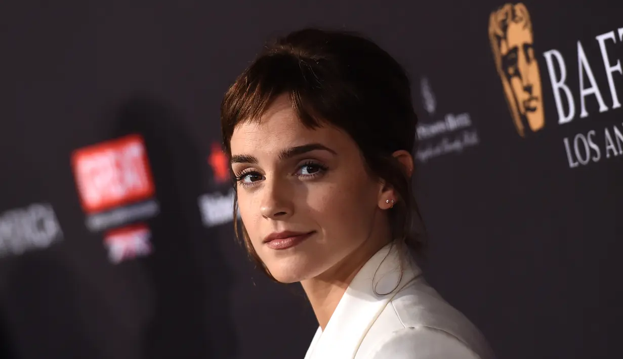 Di Instagramnya, Emma Watson kini sudah tak memfollow Chord. (CHRIS DELMAS  AFP)