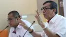 Menteri Hukum dan HAM, Yasonna H. Laoly (kanan) menyampaikan keterangan di Jakarta, Senin (25/3). Menurut Yasonna, kemenangan atas gugatan tersebut diputuskan pada 18 Maret 2019 yang sebelumnya sudah kita menangkan pada 6 Desember 2016,  (Liputan6.com/Helmi Fithriansyah)