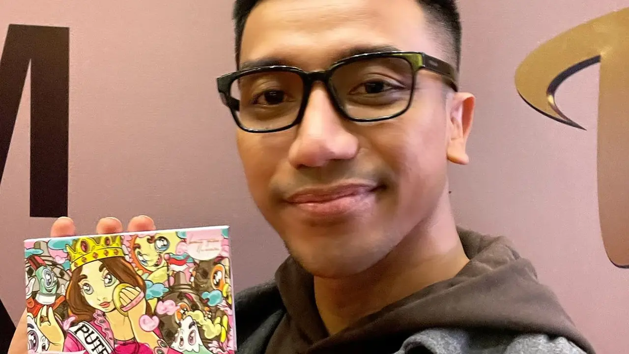 Bubah Alfian X Mustika Ratu Luncurkan Face Pallete Hingga Lip Cream