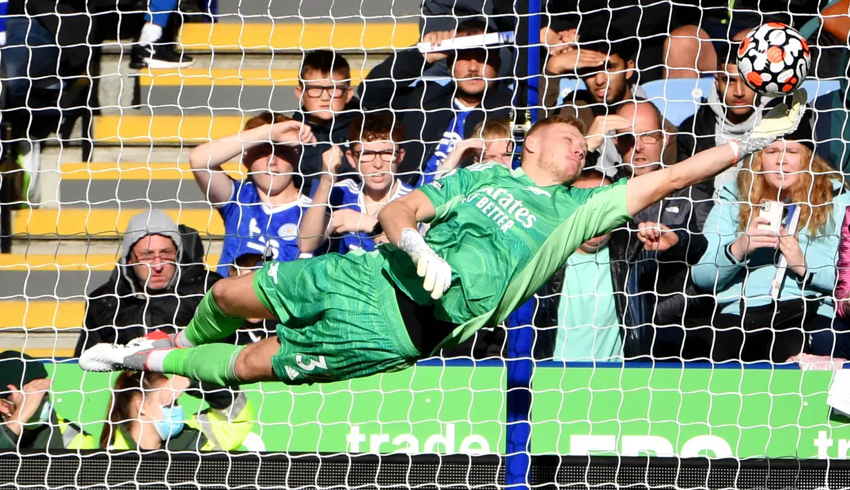 Arsenal berhasil meraup poin penuh kala bertandang ke markas Leicester City di Stadion King Power pada laga pekan ke-10 Liga Inggris 2021/2022, Sabtu (30/10/2021). (AFP/Justin Tallis)