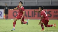 Hasil ini membuat Timnas Indonesia U-20 langsung lolos ke putaran final Piala Asia U-20 2023 dengan status juara Grup F. Sedangkan Vietnam yang jadi runner-up masih bergantung pada hasil pertandingan grup lain di kualifikasi ini. (Bola.com/Ikhwan Yanuar)