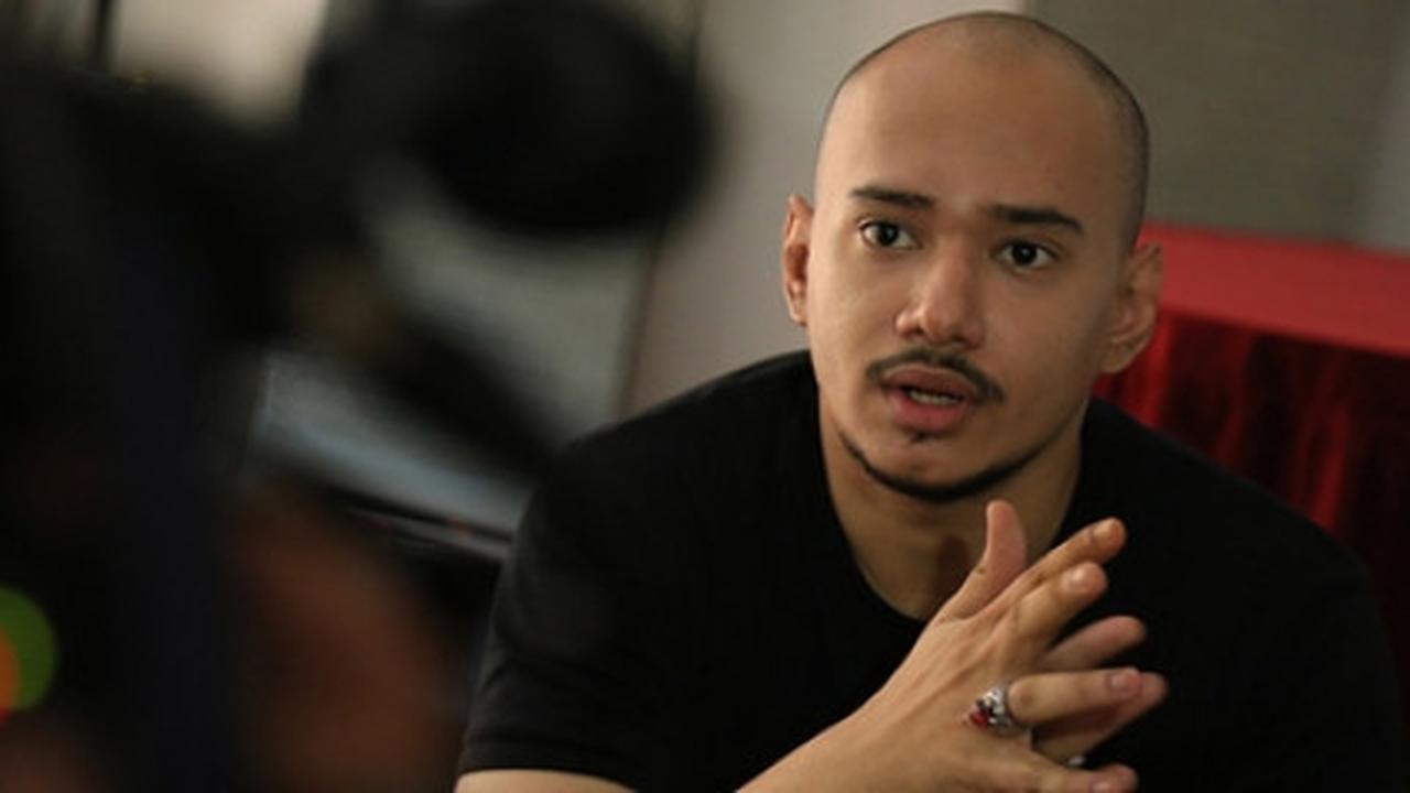 Nyanyi atau Akting, Husein Alatas: Saya mau dua-duanya