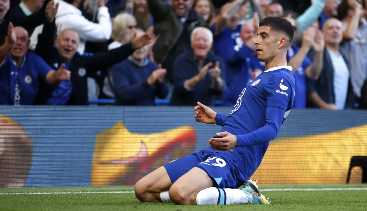 Chelsea tampil dominan dari hampir segala aspek dari Wolverhampton. Tiga gol Wolves dicetak tiga pemain yang berbeda yakni Kai Havertz, Christian Pulisic, dan Armando Broja. (AP/David Cliff)