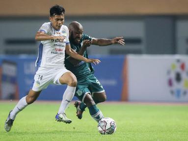 PSIM Yogyakarta dan PSMS Medan harus puas berbagi poin dalam laga kedua delapan besar Liga 2 2021. (Bola.com/Bagaskara Lazuardi)
