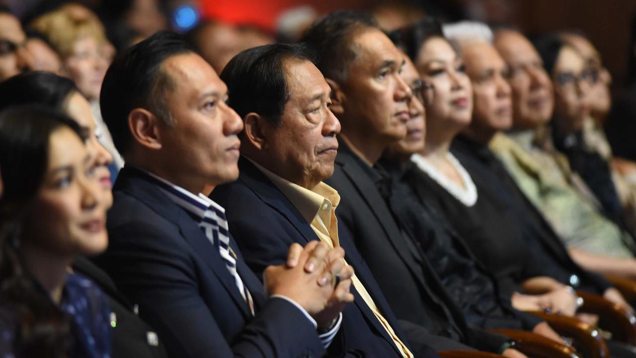 FOTO: SBY Luncurkan Lagu “Save Our World”, Gaungkan Pesan Lingkungan Lewat Kolaborasi 35 Musisi Tanah Air