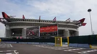 Stadion San Siro, kandang dua tim Liga Italia papan atas yaitu AC Milan  dan  Inter Milan (Liputan6.com/Nurseffi Dwi Wahyuni)
