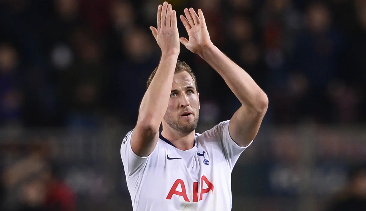 3. Harry Kane (Tottenham Hotspur) - 17 Gol (4 Penalti). (AFP/Josep Lago)