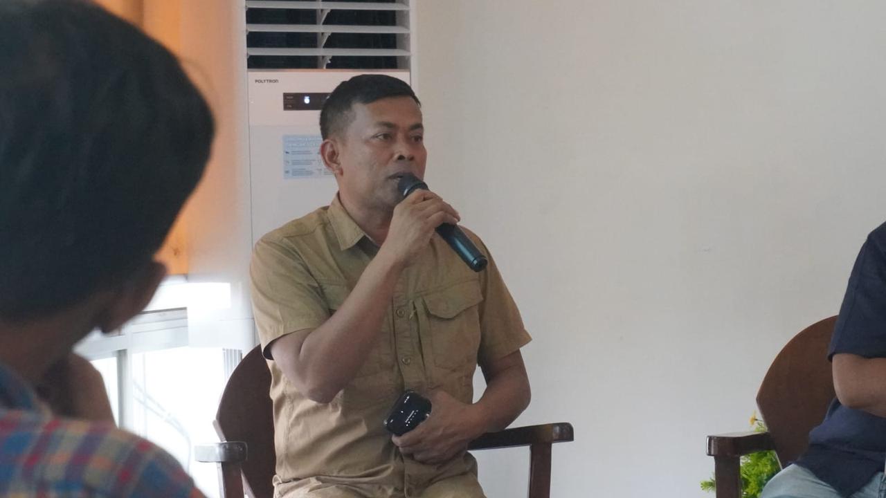 Direktur Green Justice Indonesia, Panut Hadisiswoyo