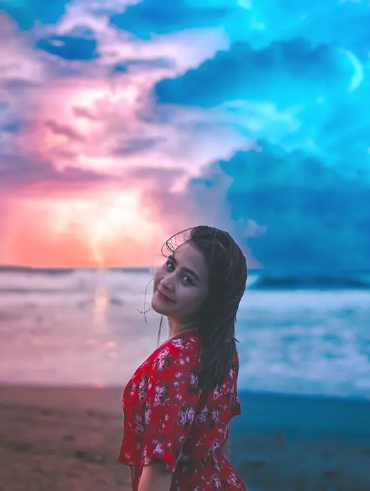 Prilly Latuconsina (Instagram/prillylatuconsina96)