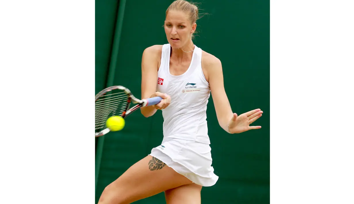 Karolina Pliskova memiliki tinggi 1.86 cm dengan pukulan andalan forehand tangan kanan dan dua tangan backhand. (EPA/Sean Dempsey)