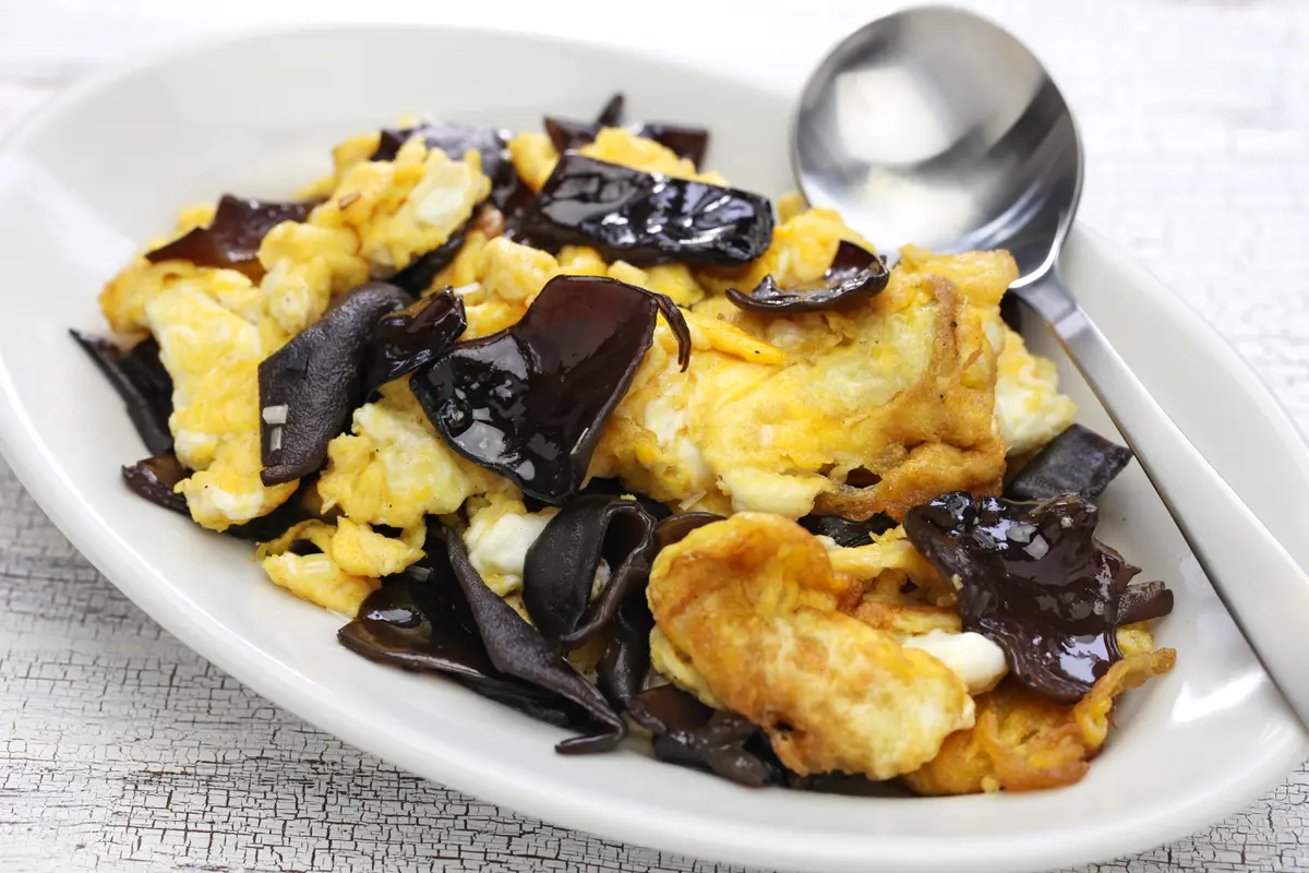 Resep Tumis Jamur Kuping Orek Telur
