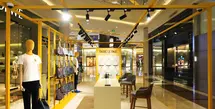 Pop-up Fauré Le Page di Pacific Place hadirkan koleksi-koleksi esensial. [Foto:  Fauré Le Page]