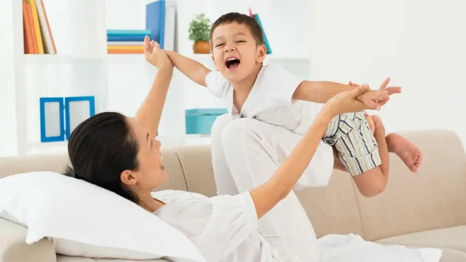 Tingkatkan Daya Tahan Tubuh Anak Selama #DiRumahAja, Yuk Sajikan Nutrisi Penting Ini!