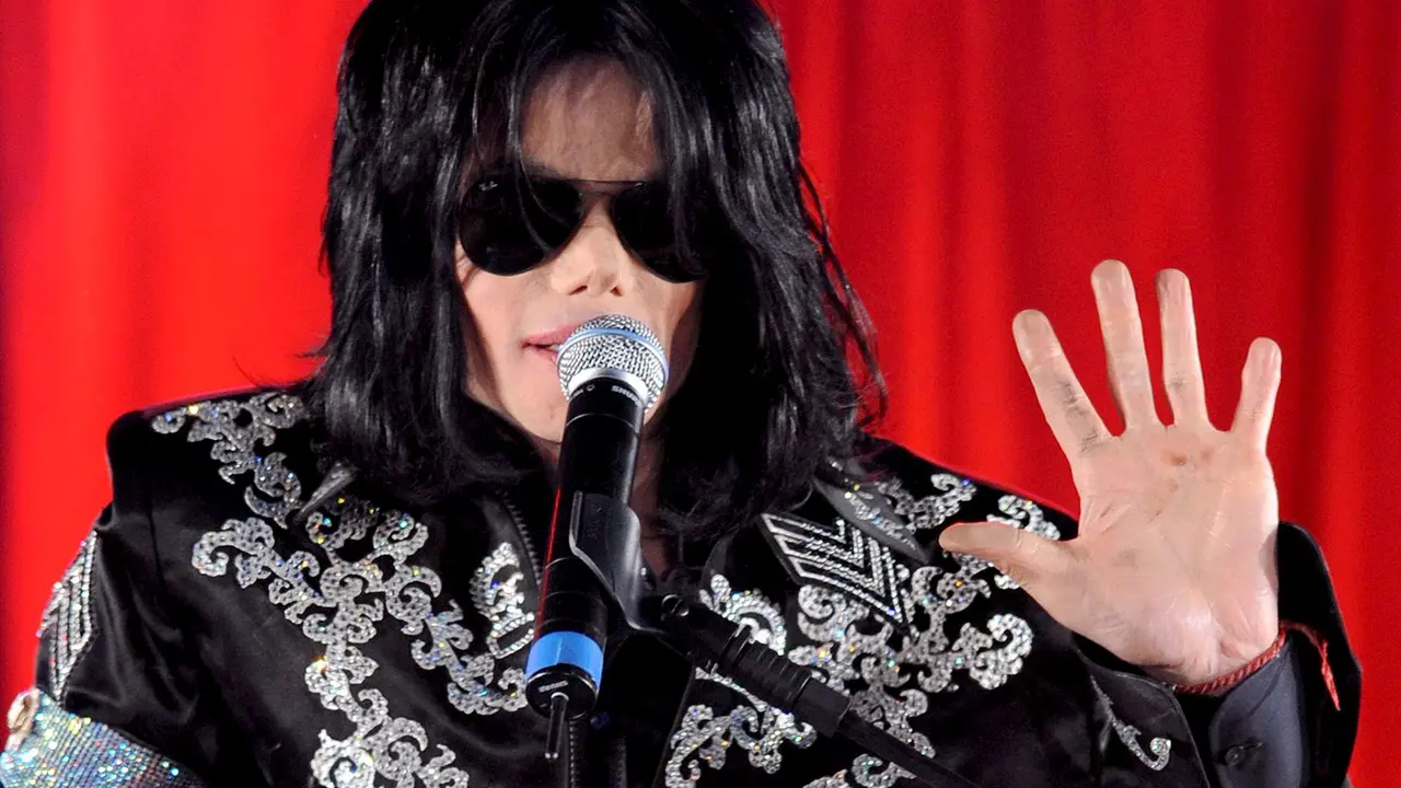 [Bintang] Michael Jackson
