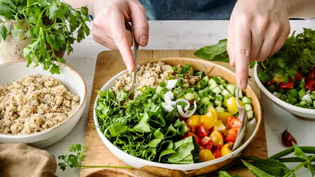 Ilustrasi clean eating/freepik.com/Rawpixel.com