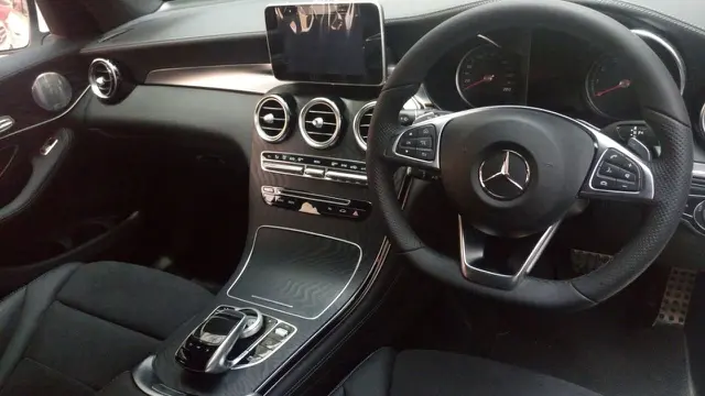 Mercedes-Benz GLC 200 AMG Line