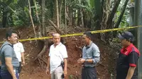 Rumah Ketua DPP PKS Mardani Ali Sera dilempar bom molotov. (Liputan6.com/Fernando Purba)