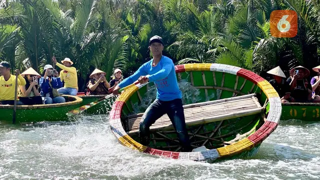 Vietnam Sulap Tempat Persembunyian Perang Jadi Destinasi Wisata Coconut Village, Susur Sungai dengan Perahu Berbentuk Mangkuk