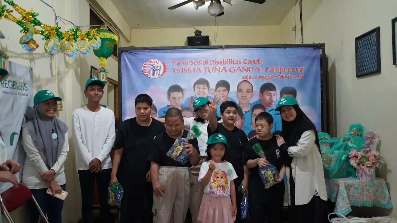 Bukti Kepedulian pada Sesama, Regenesis Beri Bantuan pada Panti Asuhan Tuna Ganda Palsigunung