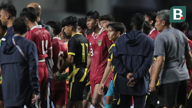 Foto: Arkhan Kaka Menangis Usai Timnas Indonesia U-17 Dibantai Malaysia