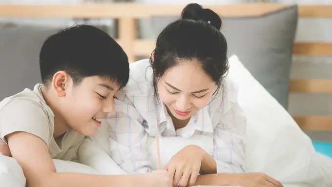 Kenalkan Serba-Serbi Transportasi Darat pada Anak, Roda Jadi Komponen Penting Lho