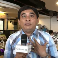 Jeremi Teti mengawali karir di dunia presenting di dalam acara berita Liputan 6, SCTV. Tetapi di pertengahan 2013, ia mengejar mimpinya yang tertunda di dunia hiburan.