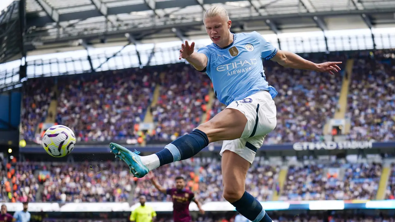 Foto: Ganasnya Erling Haaland Saat Robek-robek Gawang Ipswich Town di Liga Inggris