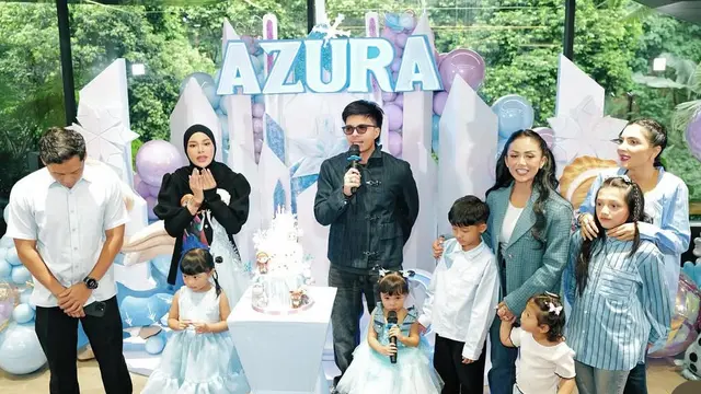 Penampilan Aurel Hermansyah di ulang tahun anak ke-2nya pakai baju Anna. [@aurelie.hermansyah]