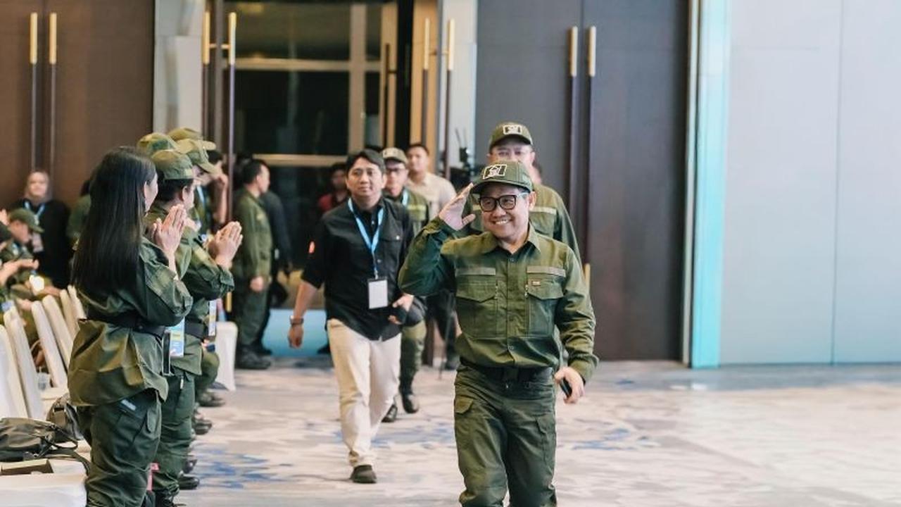 Menko PM Harap Kurikulum Unik Sekolah Rakyat Jadi Inspirasi Nasional: Atasi Kemiskinan Struktural!