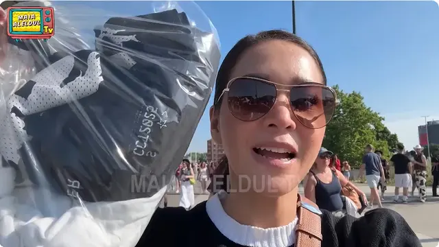 6 Potret Maia Estianty Nonton Konser Beyonce di Paris, Hadiah dari Irwan Mussry