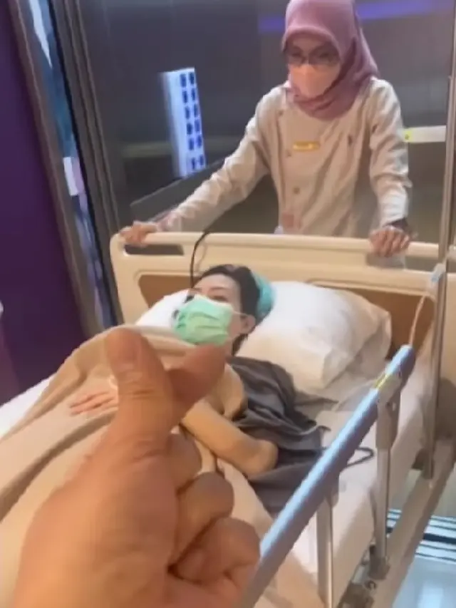 Viviane istri Sammy Simorangkir saat mengalami keguguran anak kedua. (Instagram @viv_viviane)