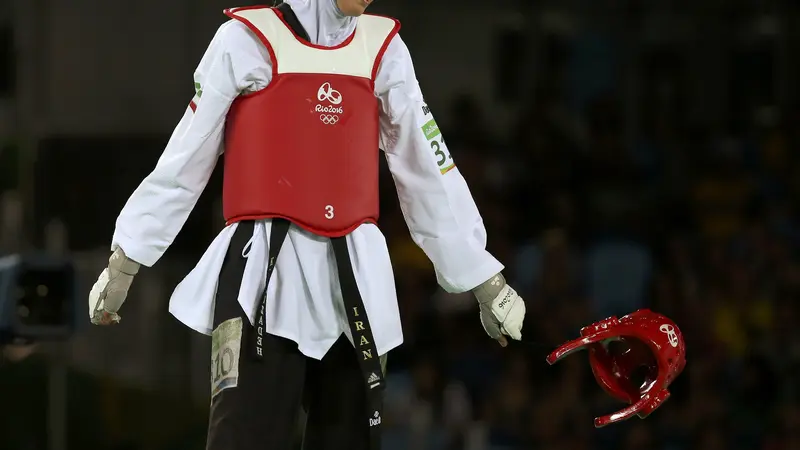 Kimia Alizadeh Zenoorin, jadi atlet wanita pertama yang menyumbang medali Olimpiade bagi Iran