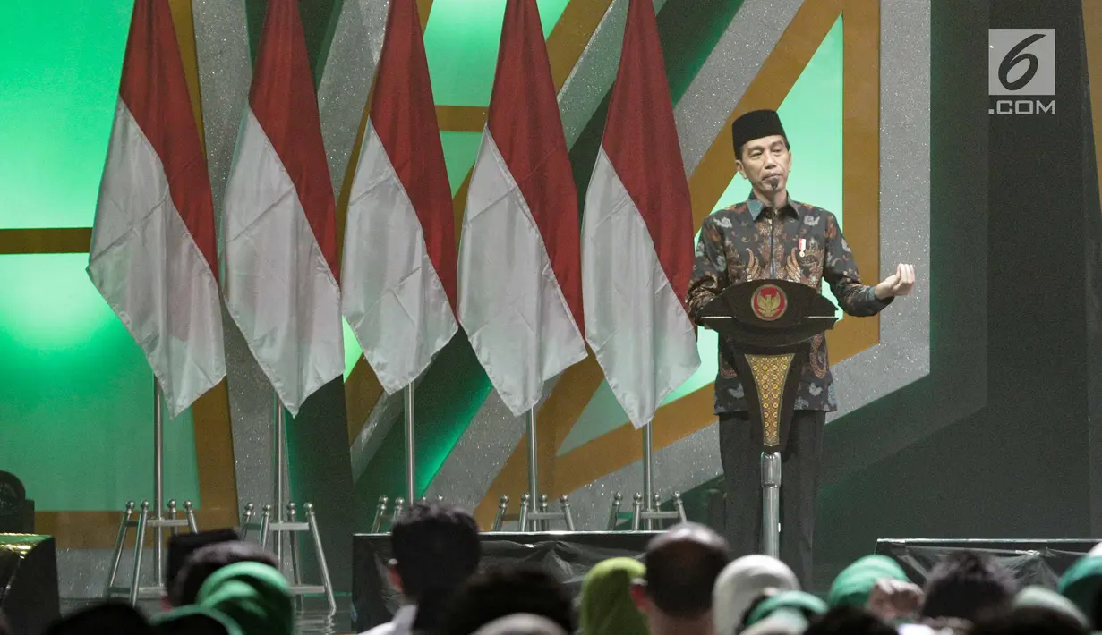 Presiden Joko WIdodo memberikan sambutan ketika menghadiri Harlah ke-46 PPP di kawasan Ancol, Jakarta, Kamis (28/2). harlah ke-46 PPP mengusung tema ‘Membangun Keluarga Membangun Bangsa’. (Liputan6.com/Faizal Fanani)