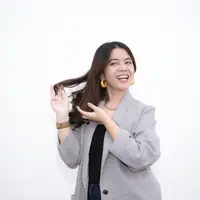 Perempuan yang bahagia./Copyright Fimela - Adrian Putra