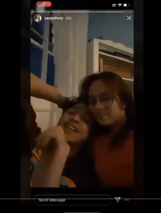 Diduga Adhisty Zara dan Zaki Pohan (Twitter)