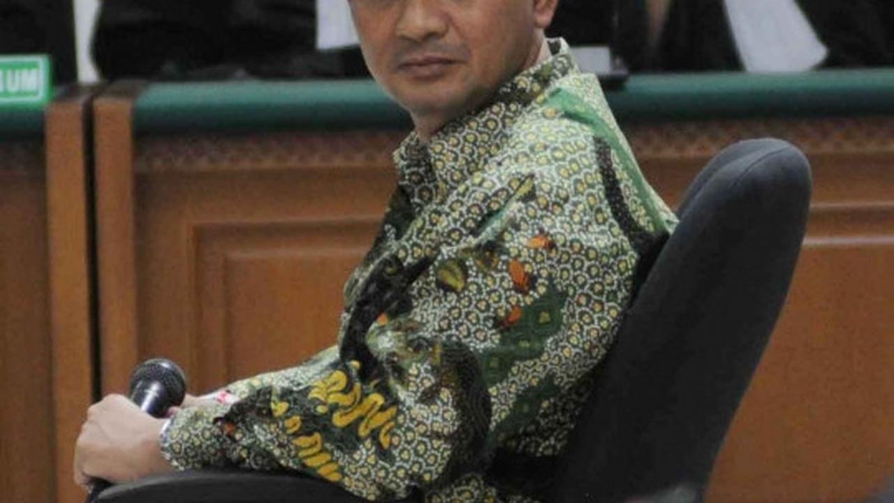 Terbukti terima suap, Udar Pristono divonis 5 tahun bui