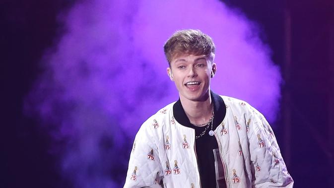 Dua Kali Hrvy Sukses Buat Histeris Fans Di Indonesia News Entertainment Fimela Com
