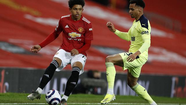 Shola Shoretire Debut Bersama MU