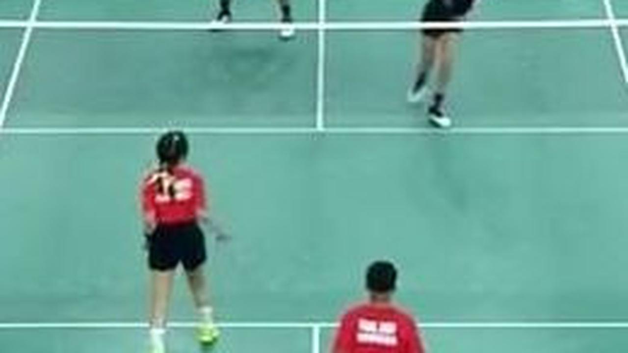 Tidak kalah seru, pada Minggu (23/7) Fadil Jaidi dan Fuji melawan Cinta Brian dan Callista Arum dalam babak penyisihan bulu tangkis ganda campuran.