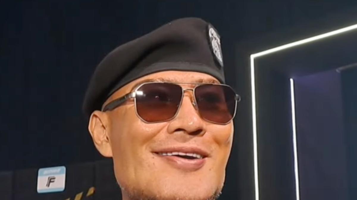 Potret Deddy Corbuzier Tinjau Pesawat Dalam Negeri Besutan PT DI