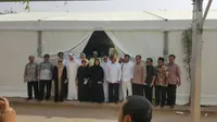 Menko Puan bersama Menteri Agama Lukman Hakim saat meninjau tenda Arafah di Saudi Arabia. (Liputan6.com/Muhamad Ali)