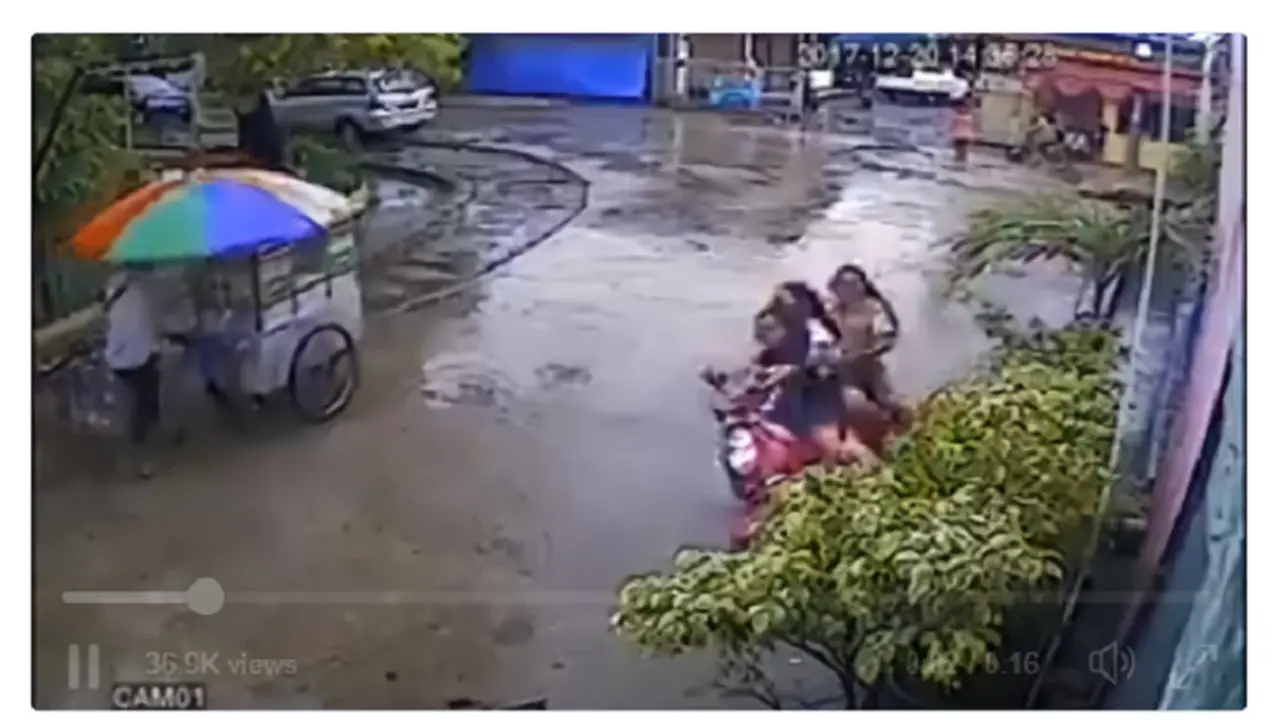 Ngebut di Tikungan, Remaja Gonceng Tiga Cium Aspal